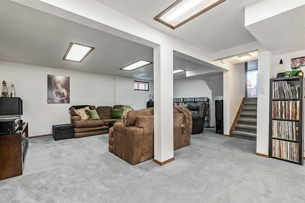 72 Beaconsfield Way NW