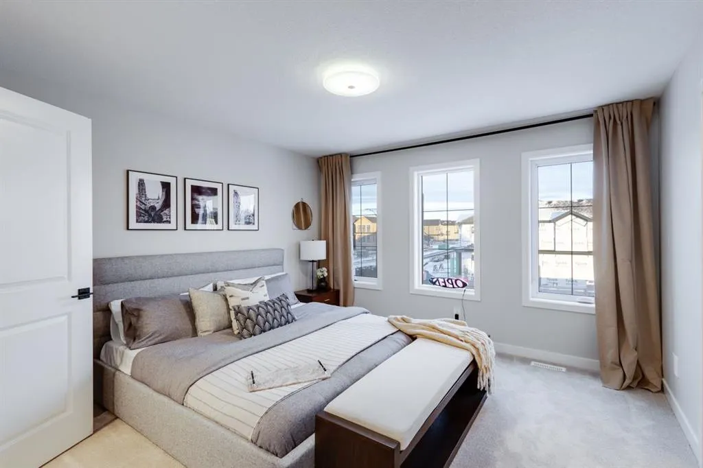 104 Sundown Crescent
