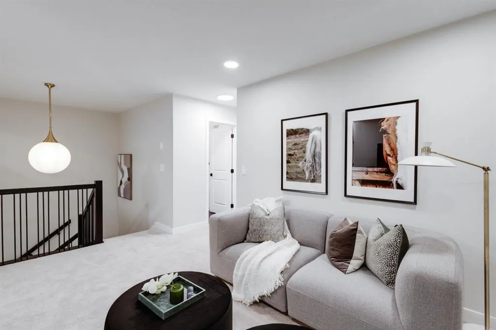 104 Sundown Crescent
