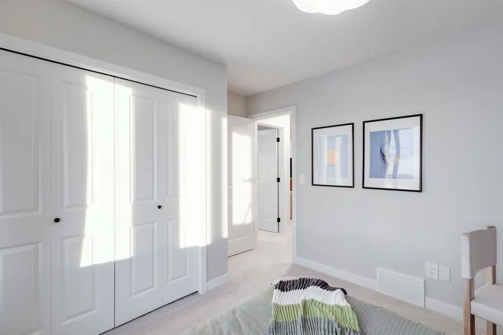 104 Sundown Crescent