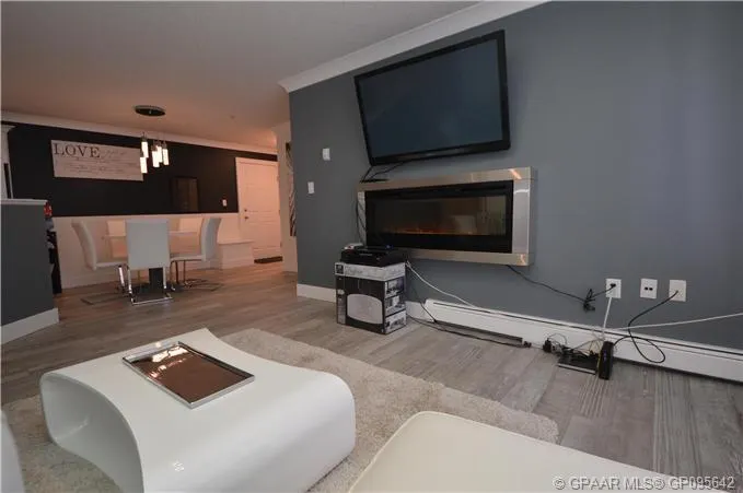 11240 104 Avenue, #104