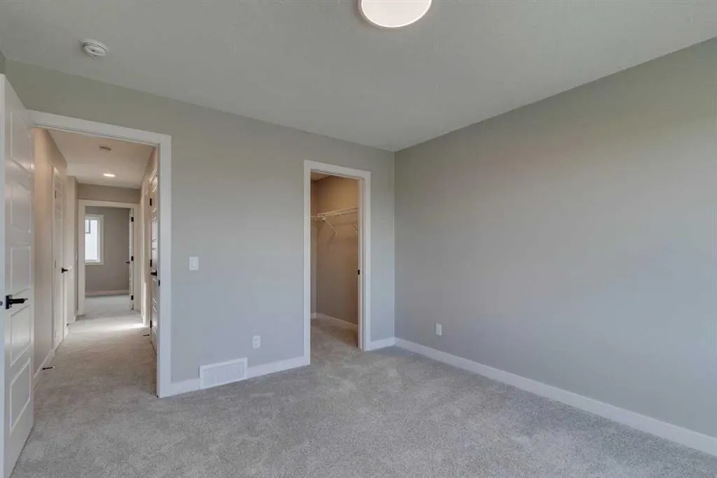 45 Ambleton Boulevard NW