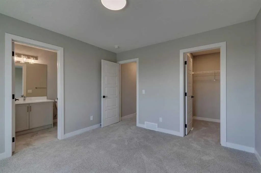 45 Ambleton Boulevard NW
