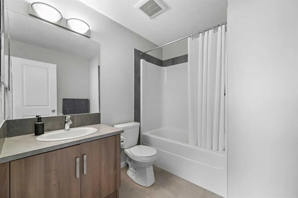 37 New Brighton Point SE