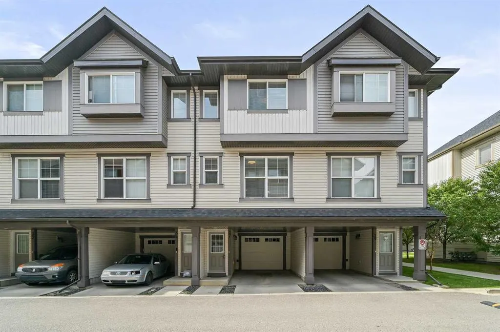 37 New Brighton Point SE