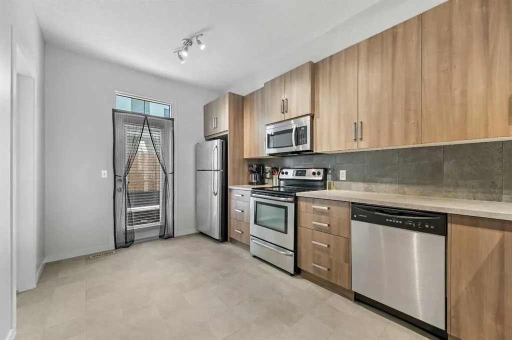 37 New Brighton Point SE