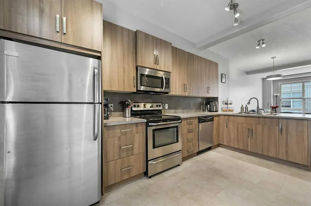 37 New Brighton Point SE