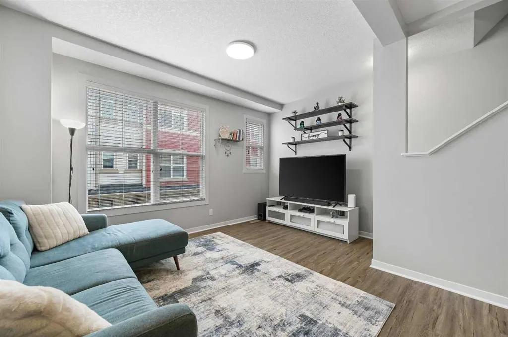 37 New Brighton Point SE