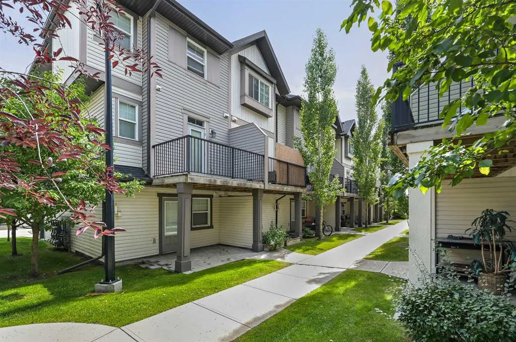 37 New Brighton Point SE