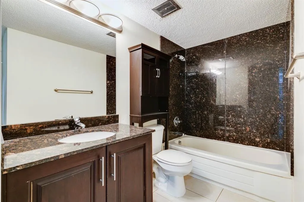 4455A Greenview Drive NE, #203