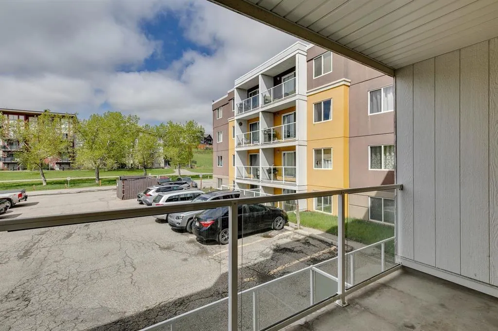 4455A Greenview Drive NE, #203