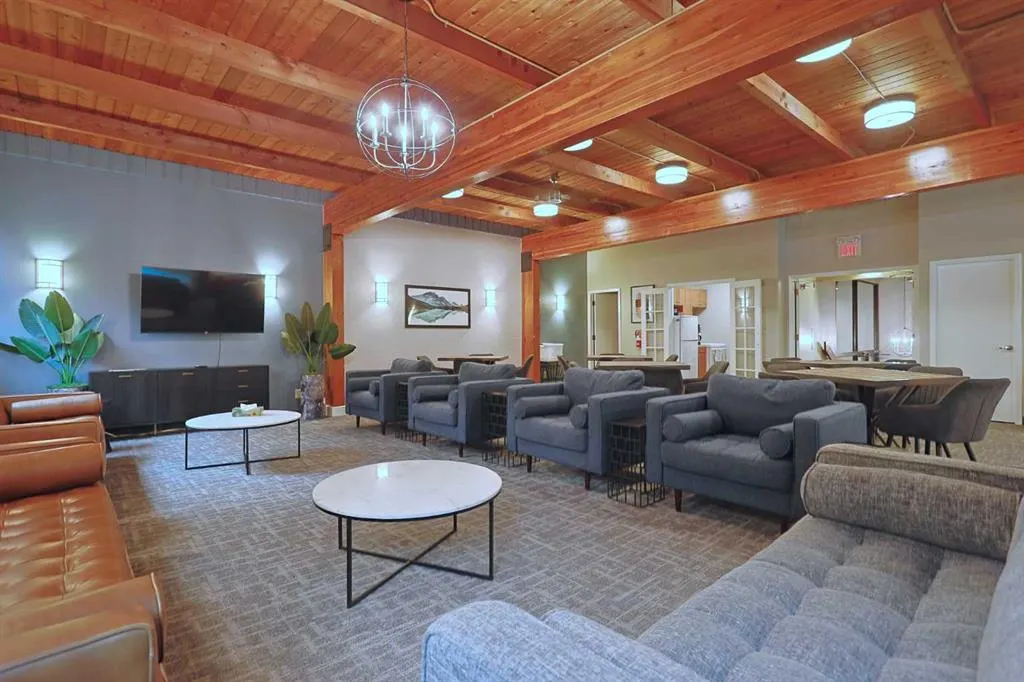 1901 Varsity Estates Drive NW, #30