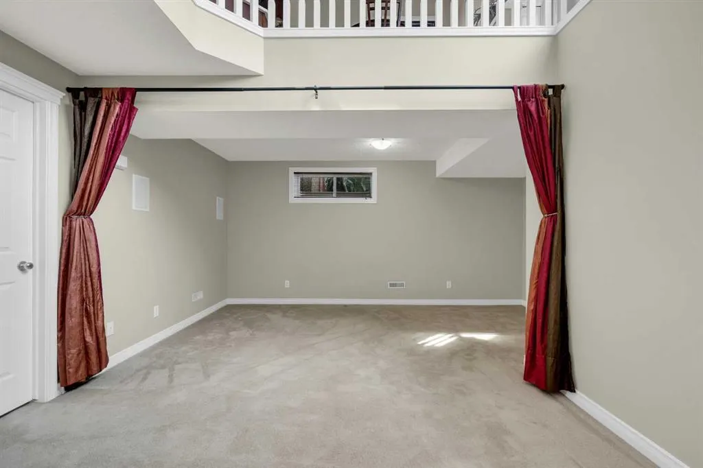 169 Crystal Shores Grove