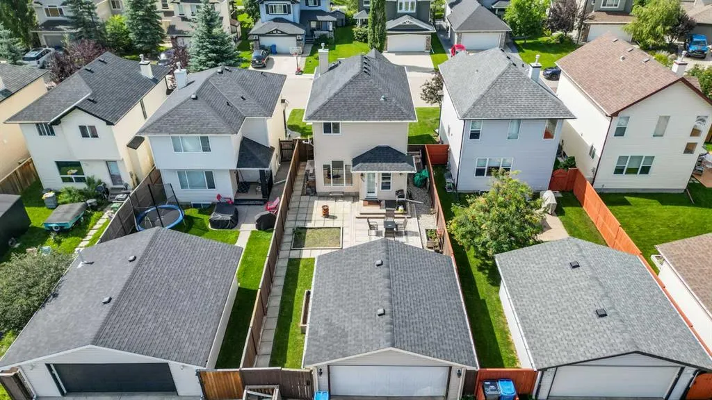 169 Crystal Shores Grove