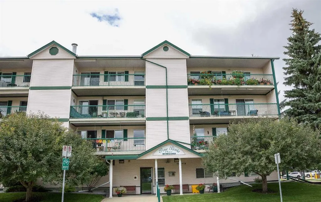 4614 47A Avenue, #401