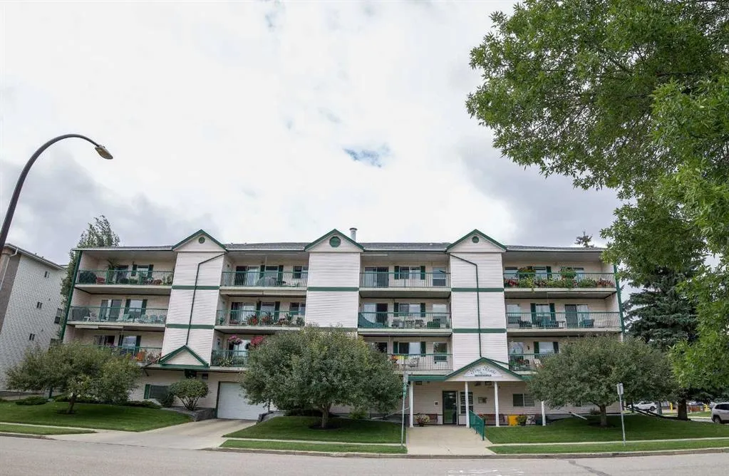 4614 47A Avenue, #401