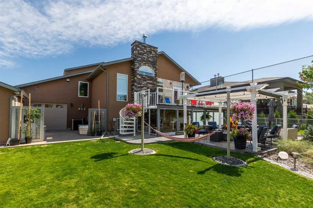 136 Fairway Drive