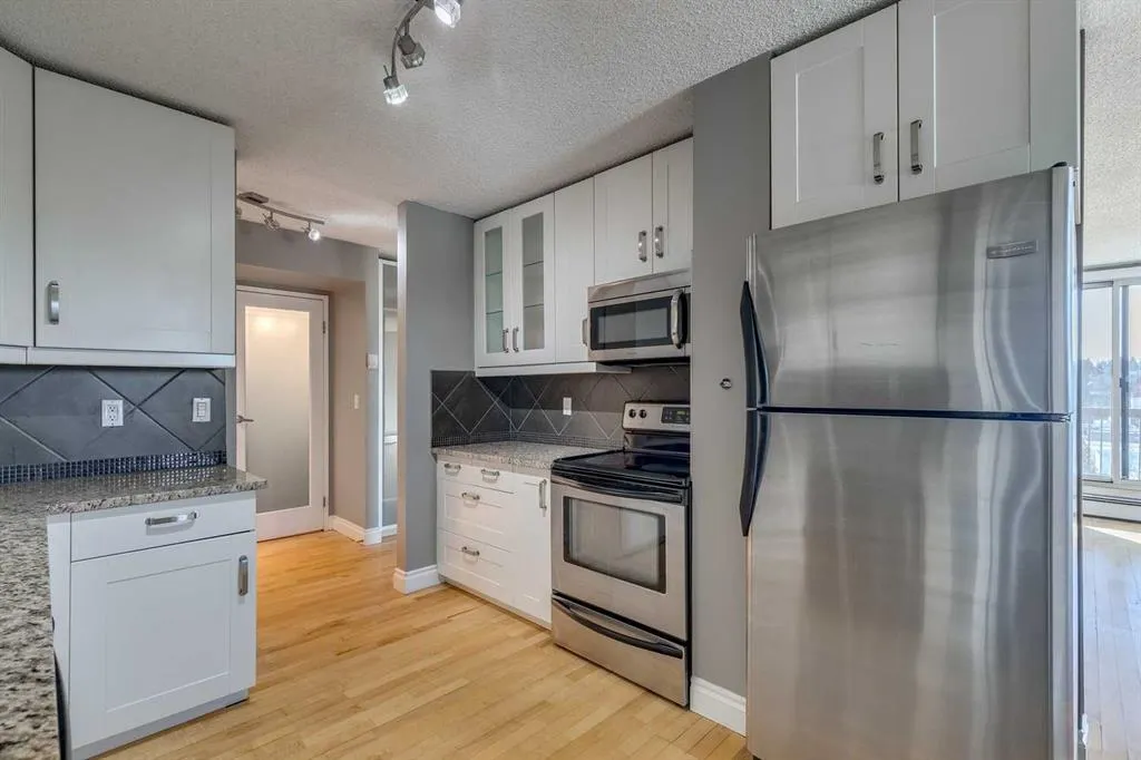 1107 15 Avenue SW, #903
