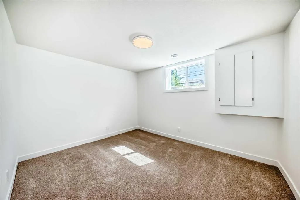 191 Lake Arrow Green SE