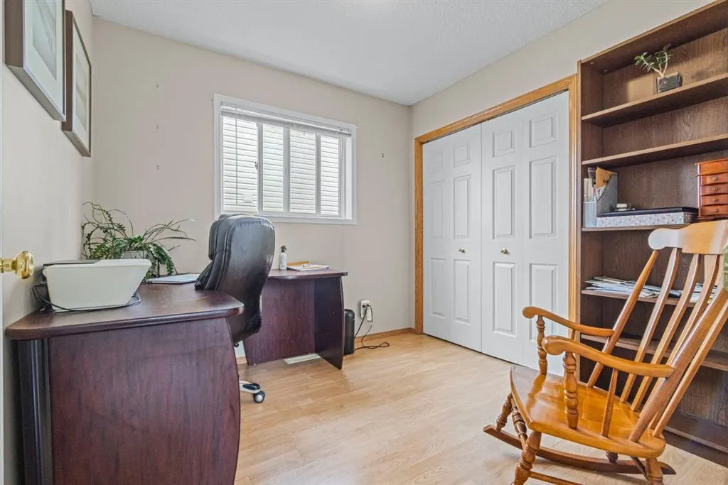 3 Somervale Place SW