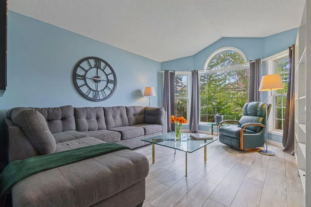 3 Somervale Place SW