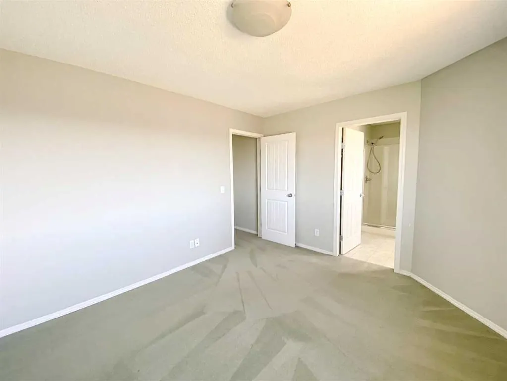 244 Taralake Terrace NE
