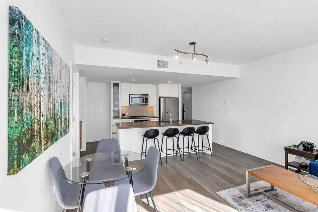 1118 12 Avenue SW, #1402