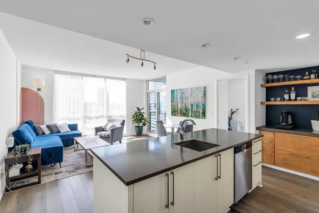 1118 12 Avenue SW, #1402