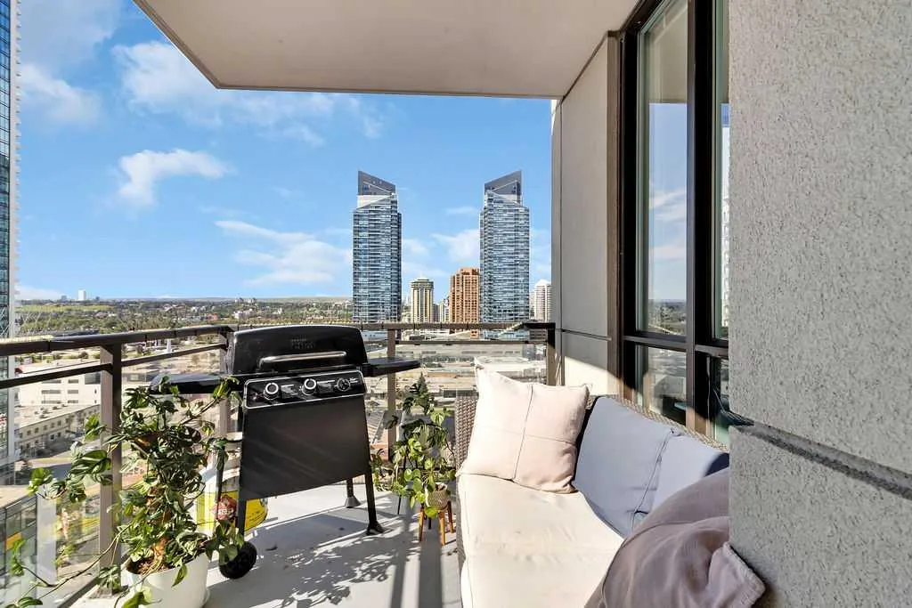 1118 12 Avenue SW, #1402