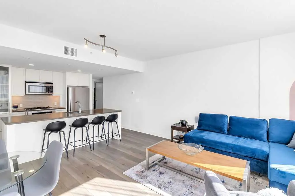 1118 12 Avenue SW, #1402