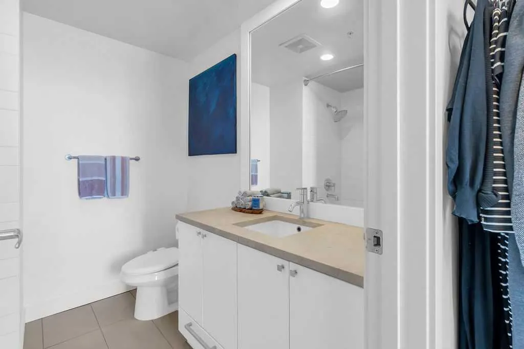 1118 12 Avenue SW, #1402