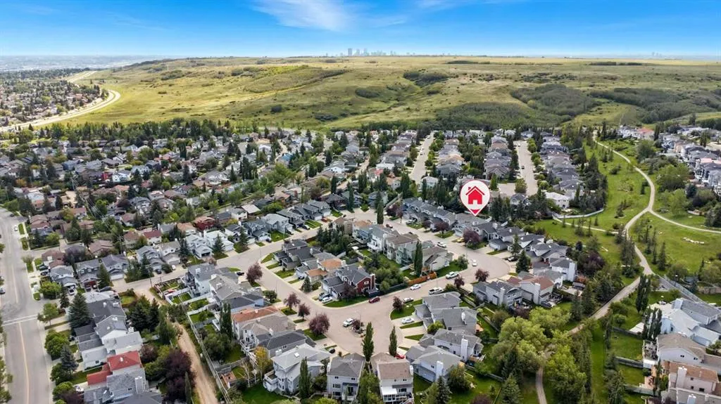 87 Macewan Park Circle NW