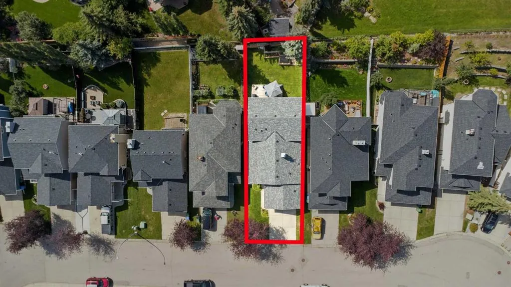 87 Macewan Park Circle NW