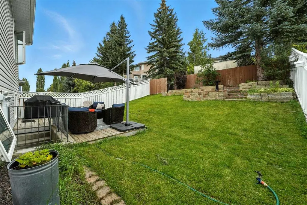 87 Macewan Park Circle NW