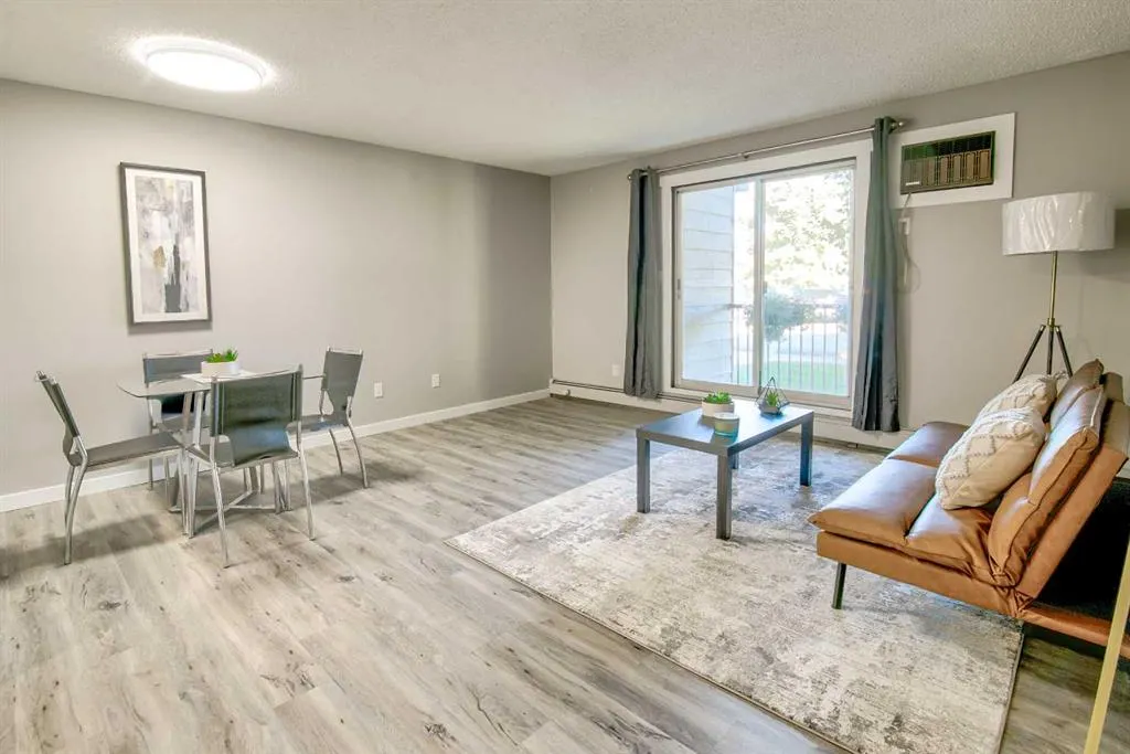 420 Columbia Boulevard W, #109