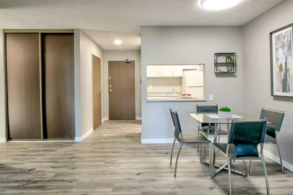 420 Columbia Boulevard W, #109