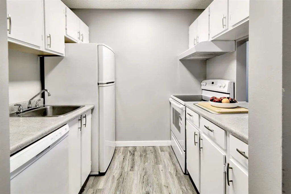 420 Columbia Boulevard W, #109