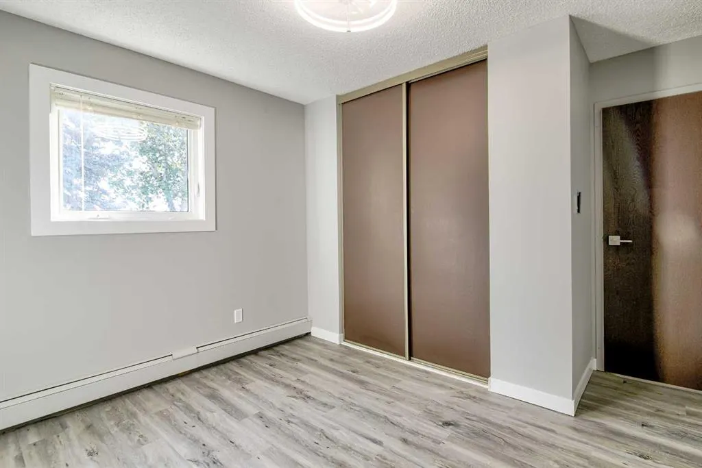 420 Columbia Boulevard W, #109