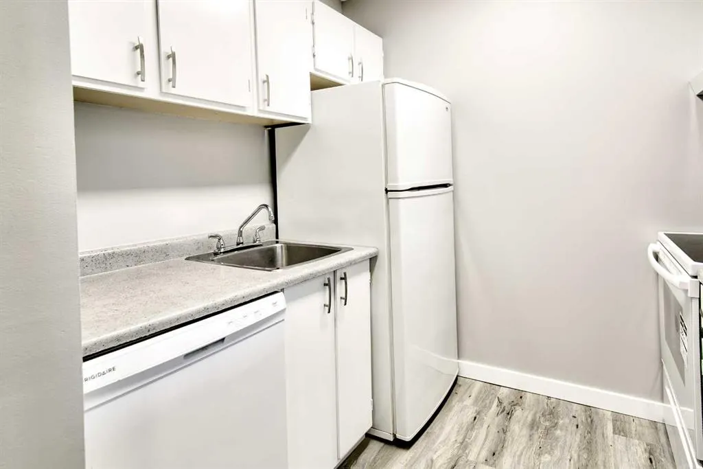 420 Columbia Boulevard W, #109