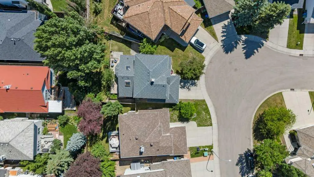 139 Douglasdale Point SE