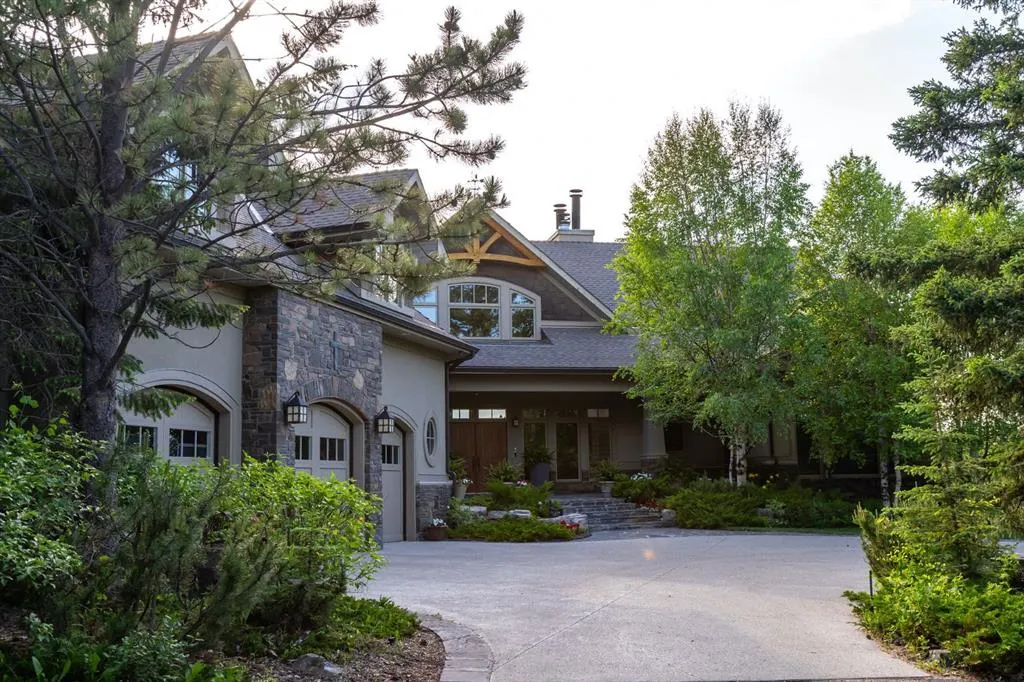 32 Wolfwillow Ridge