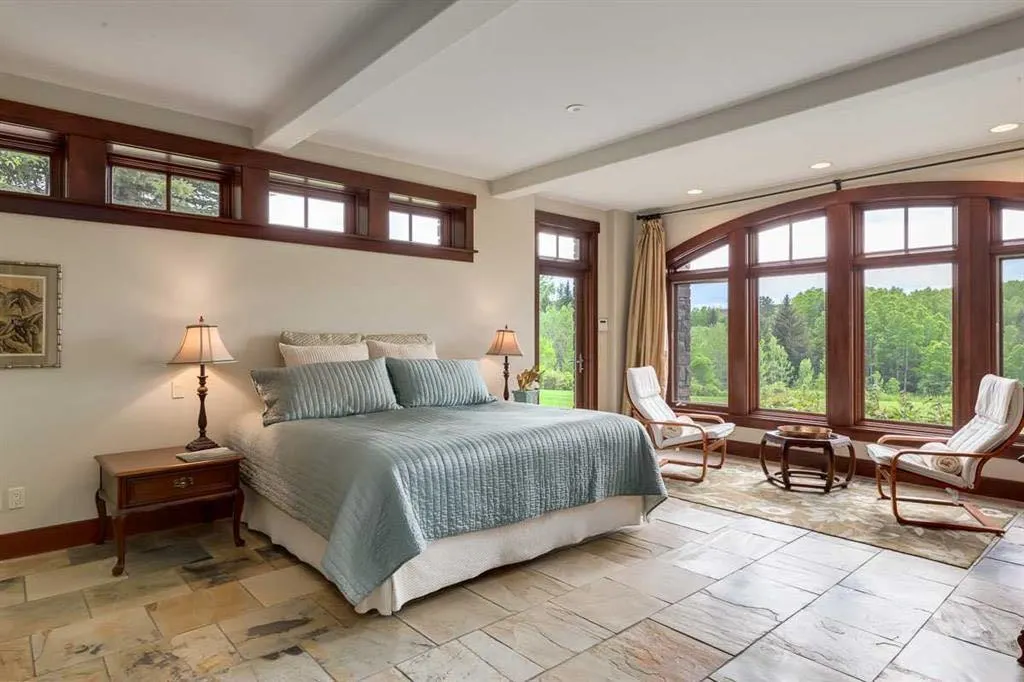 32 Wolfwillow Ridge