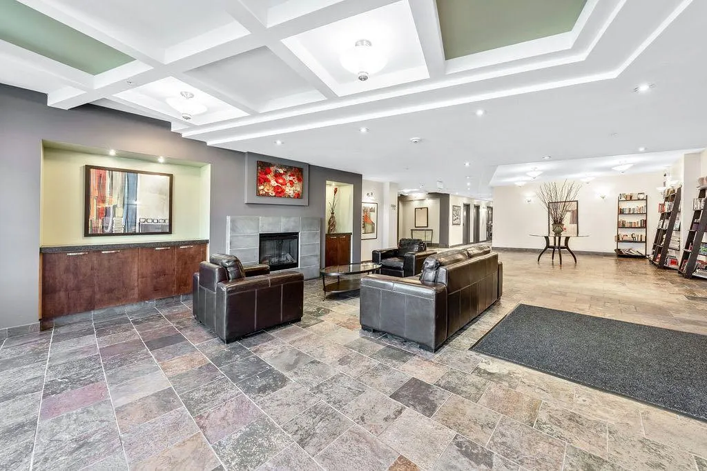 5605 Henwood Street SW, #3305