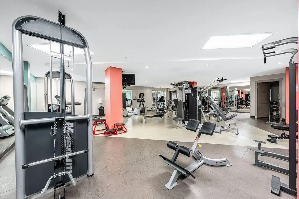 5605 Henwood Street SW, #3305