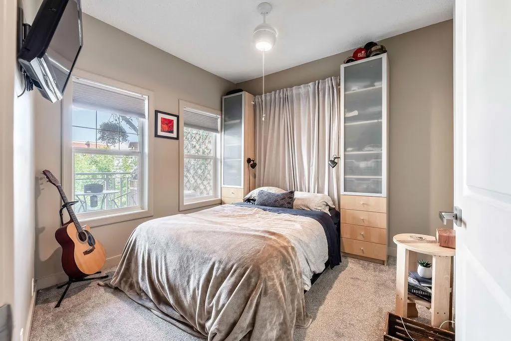 5605 Henwood Street SW, #3305