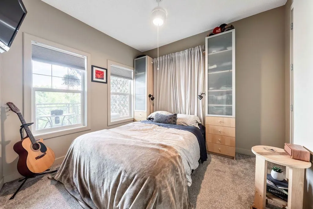 5605 Henwood Street SW, #3305
