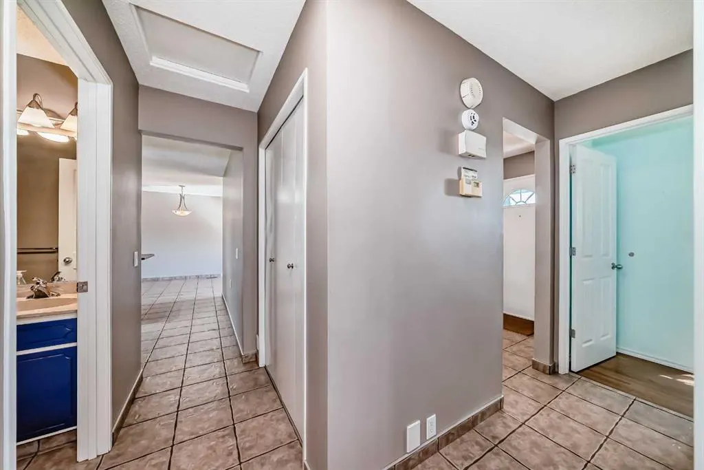 131 Bracewood Road SW