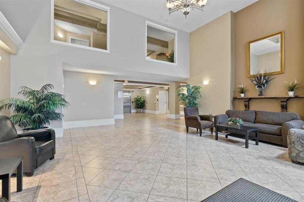 7451 Springbank Boulevard SW, #2205