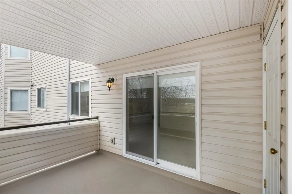 7451 Springbank Boulevard SW, #2205