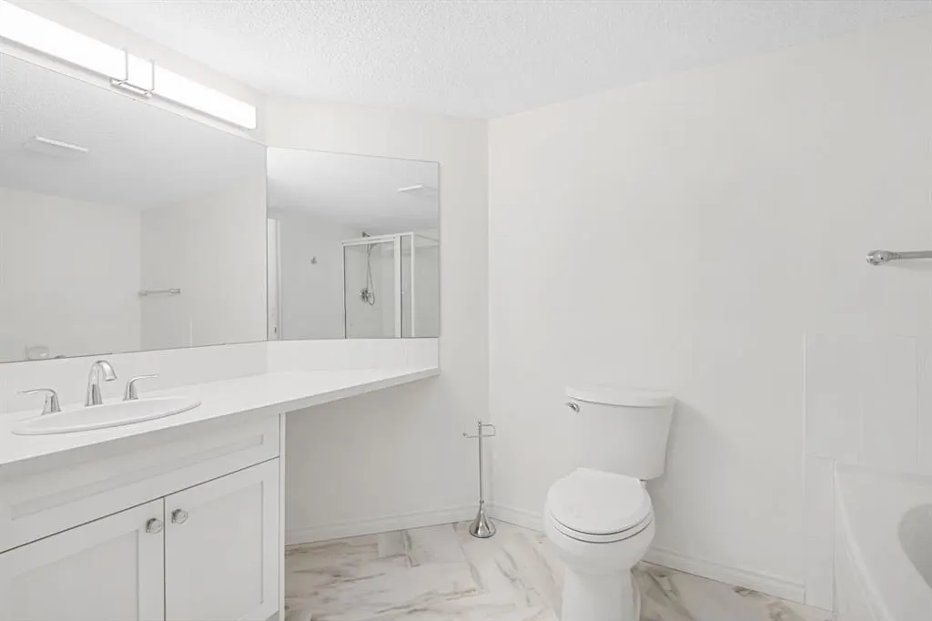 7451 Springbank Boulevard SW, #2205